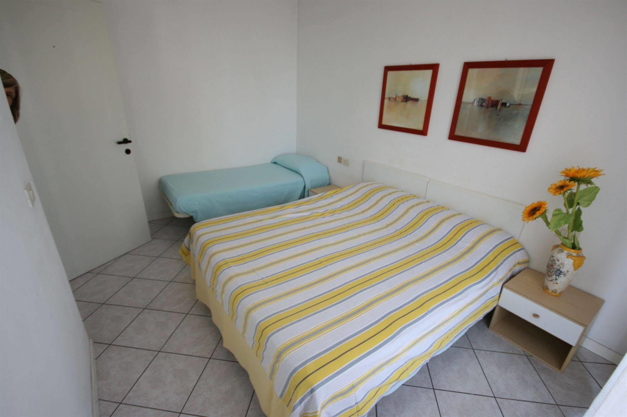 Residence Royal Rimini Zewnętrze zdjęcie