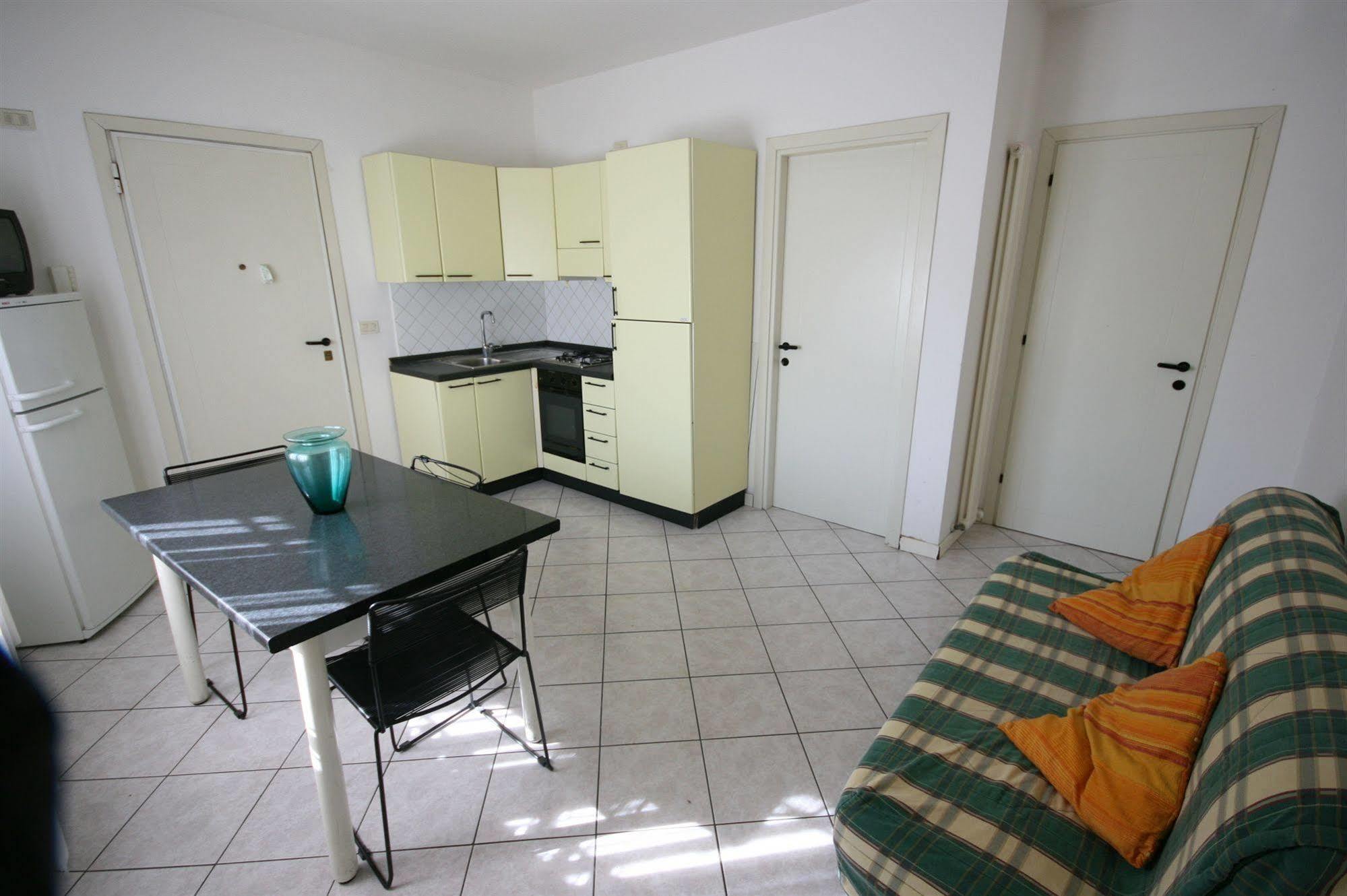 Residence Royal Rimini Zewnętrze zdjęcie